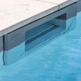 Skimmer de piscine Magiline pour le traitement automatique de l'eau